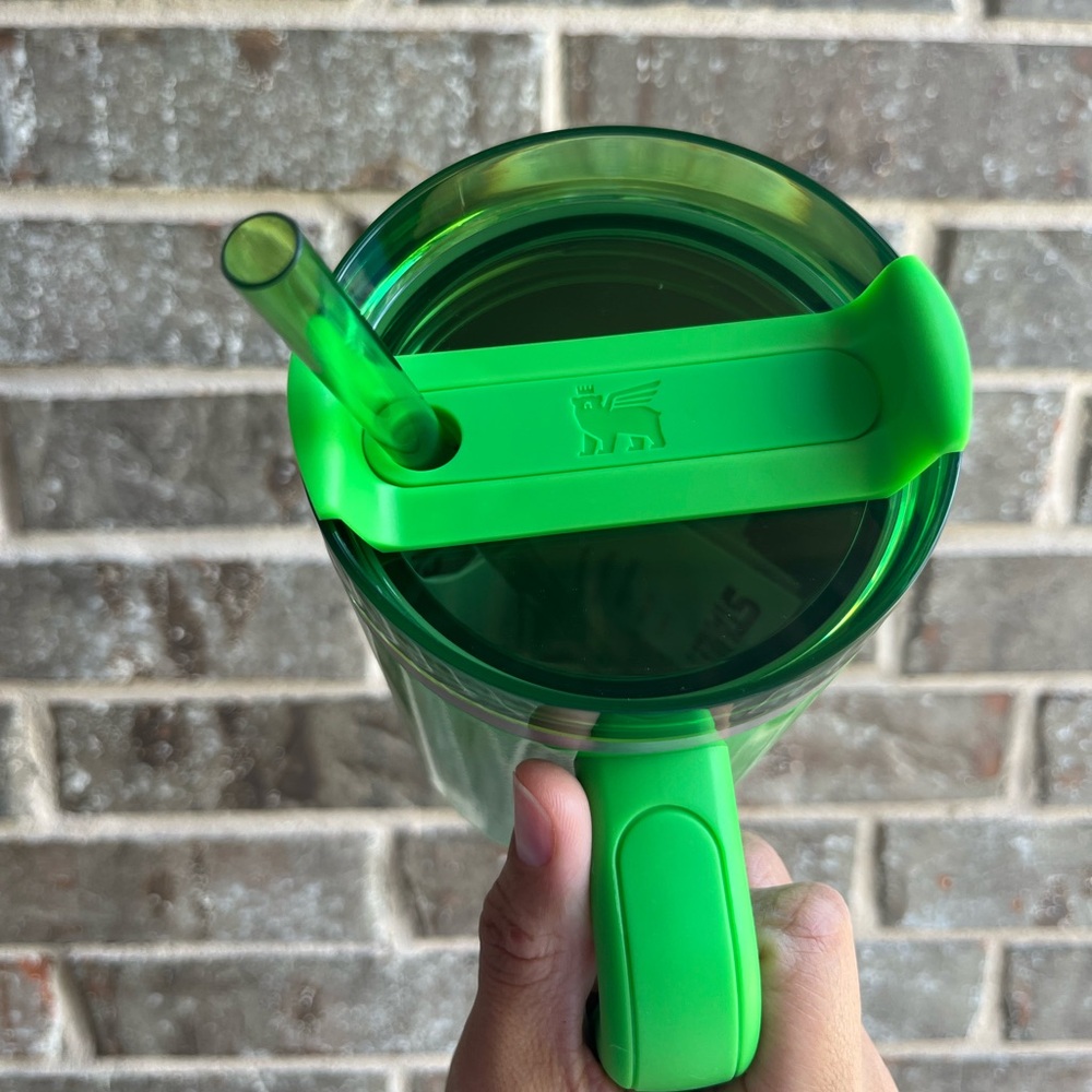 2025 Starbucks Stanley Green Insulated Cold To Go Cup with Handle - Picture 4 of 6